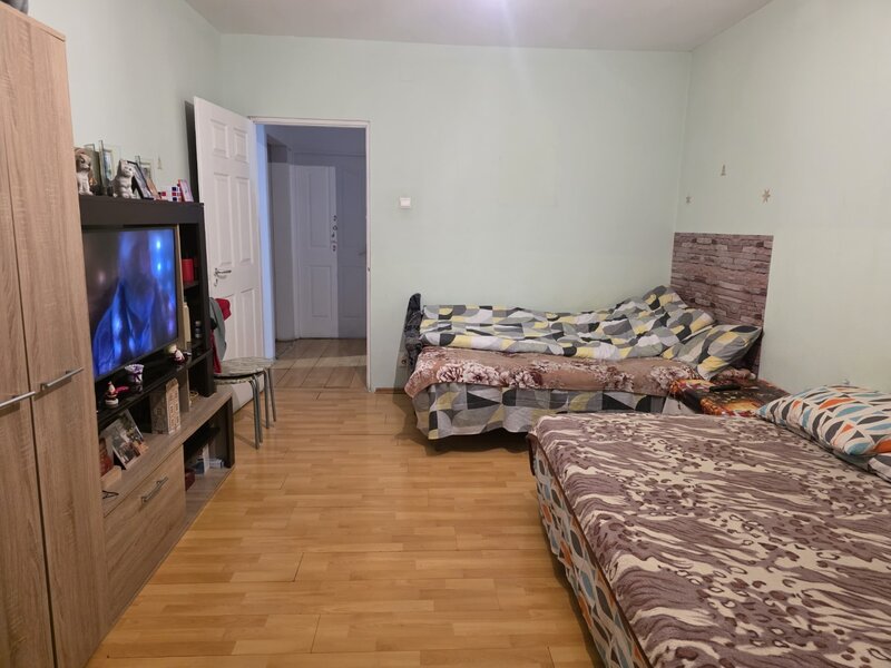 1 Decembrie 1918, 10 minute metrou,  chiar pe Codrii Neamtului, Auchan,